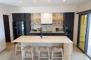 Private kitchen - Luxurious Sunset Lagoon View 2-bed bedroom Apartment (Cole Bay)