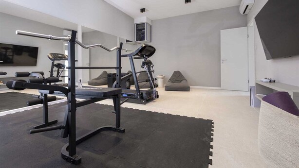 Fitness facility - Luxury Villa Demi with Pool (Žrnovnica)