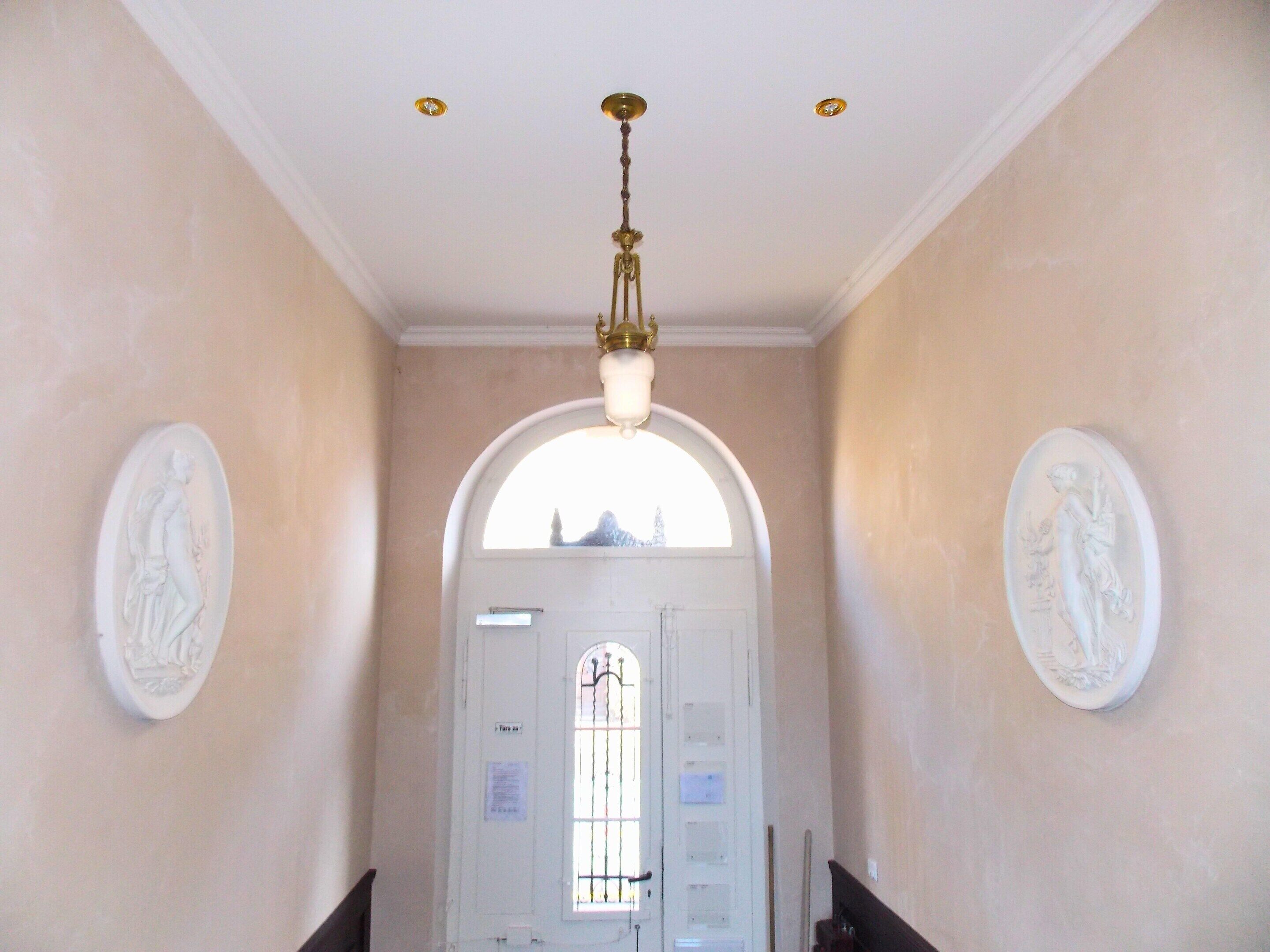 Apartment | Reception