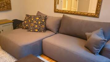 Apartment | Living room