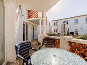 Balcony - Oceanfront Gem on Rue Anatole France (La Tranche-sur-Mer)