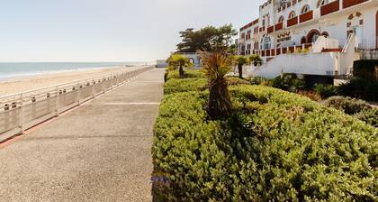 Oceanfront Gem on Rue Anatole France