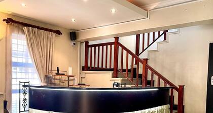 J&T Cape Lodge by ETM