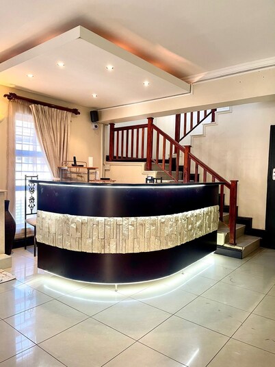 J&T Cape Lodge by ETM