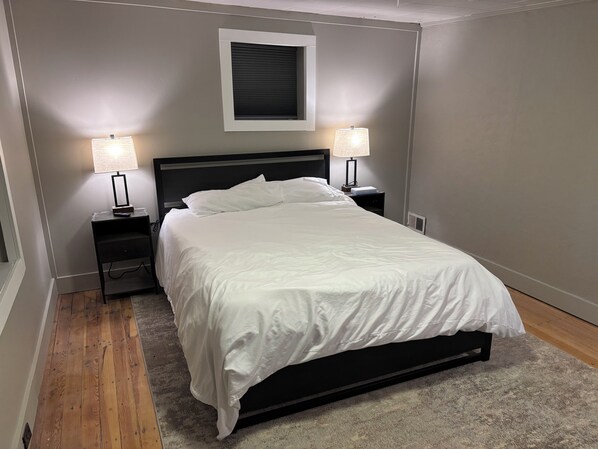 5 chambres, fer et planche à repasser, Wi-Fi, draps fournis