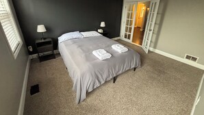 Unclassified image, 4 of 19, button - Spacious 5BR Entire Home w/ Private Studio - Sleeps 10 (Pittsburgh)
