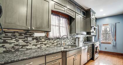 Private Hot Tub & Patio! Chicagoland Extended Stay