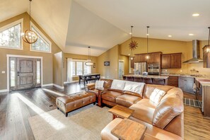 TV, fireplace - Deck + Views: Scenic Group Getaway in Lakeside! (Lakeside)