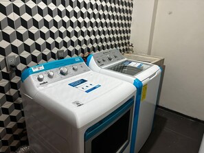 Interior - Apartment Facing Central Park, Excellent Location (Mazatlán)