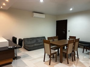 Dining - Apartment Facing Central Park, Excellent Location (Mazatlán)