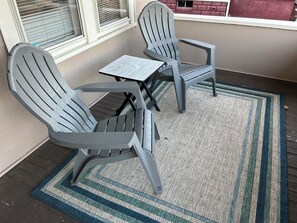 Property grounds - Charming 3-bedroom house with large fenced in yard in adorable Ashland (Ashland)