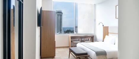 1 bedroom, desk, iron/ironing board, WiFi