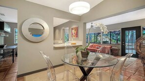 Dining - Maison Bohème - Adults Only With Pool (Sarasota)