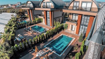 Vila Comfort, 3 kamar tidur, balkon, pemandangan laut | Bagian depan properti