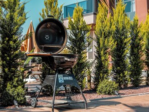 Kawasan BBQ/berkelah