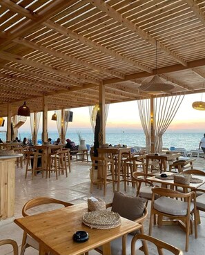 Servei de restauració a l'aire lliure