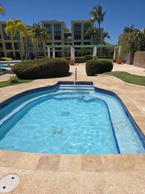 Pool - Aquatika 4002 (Loíza)