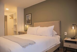 1 slaapkamer, een strijkplank/strijkijzer, wifi, beddengoed