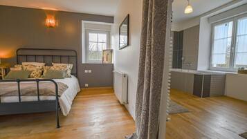 4 slaapkamers, reisbedje, gratis wifi