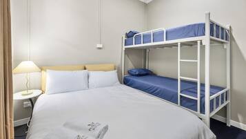 Wi-Fi de cortesia, roupa de cama