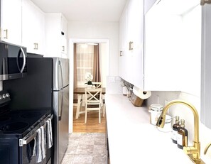 Fridge, microwave, oven, stovetop - Chic City Getaway | Steps from Little Italy (San Diego)