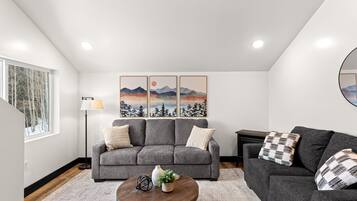 Smart TV, fireplace, computer monitors