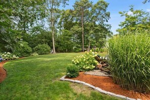 Property grounds - Walk to shops, dining, beaches from this Cape home (Hyannis)
