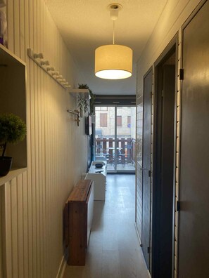 Interior - Apartment center luchon 1 bedroom, vacations, ski, spa, free private parking (Bagnères-de-Luchon)