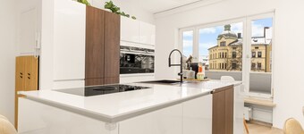 Apartment-Designer-Private Bathroom-Park view