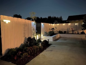 Property grounds - @Marbella lane - Exquisite Studio Unit in Ontario (Ontario)