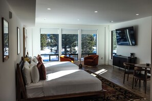 Pillow-top beds, free WiFi, bed sheets - The Sierra House  (Mammoth Lakes)