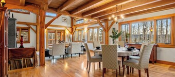 Highlands Homestead Luxury Retreat