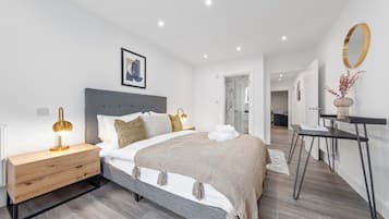 3 bedrooms, iron/ironing board, WiFi