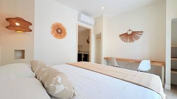 In-room safe, blackout drapes, soundproofing, iron/ironing board