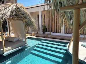 Outdoor pool, pool loungers - El Patio Tamarindo (Tamarindo)