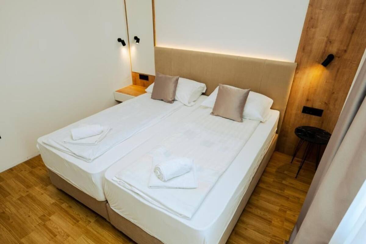 Comfort Double Room, Balcony, Mountain View | Wi-fi percuma 
