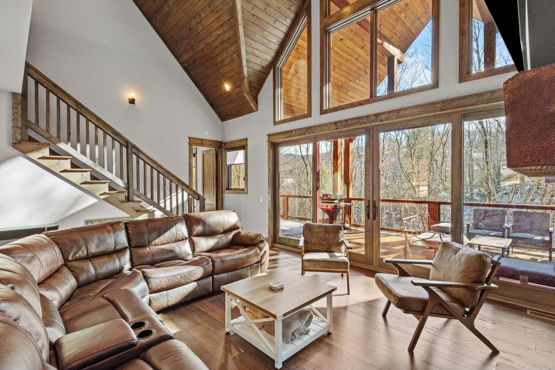 Smart TV, fireplace, video games