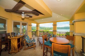 Dining - Marbella 2A | Luxury 3BR Retreat with Panoramic Marina & Ocean Views (Playa Herradura)