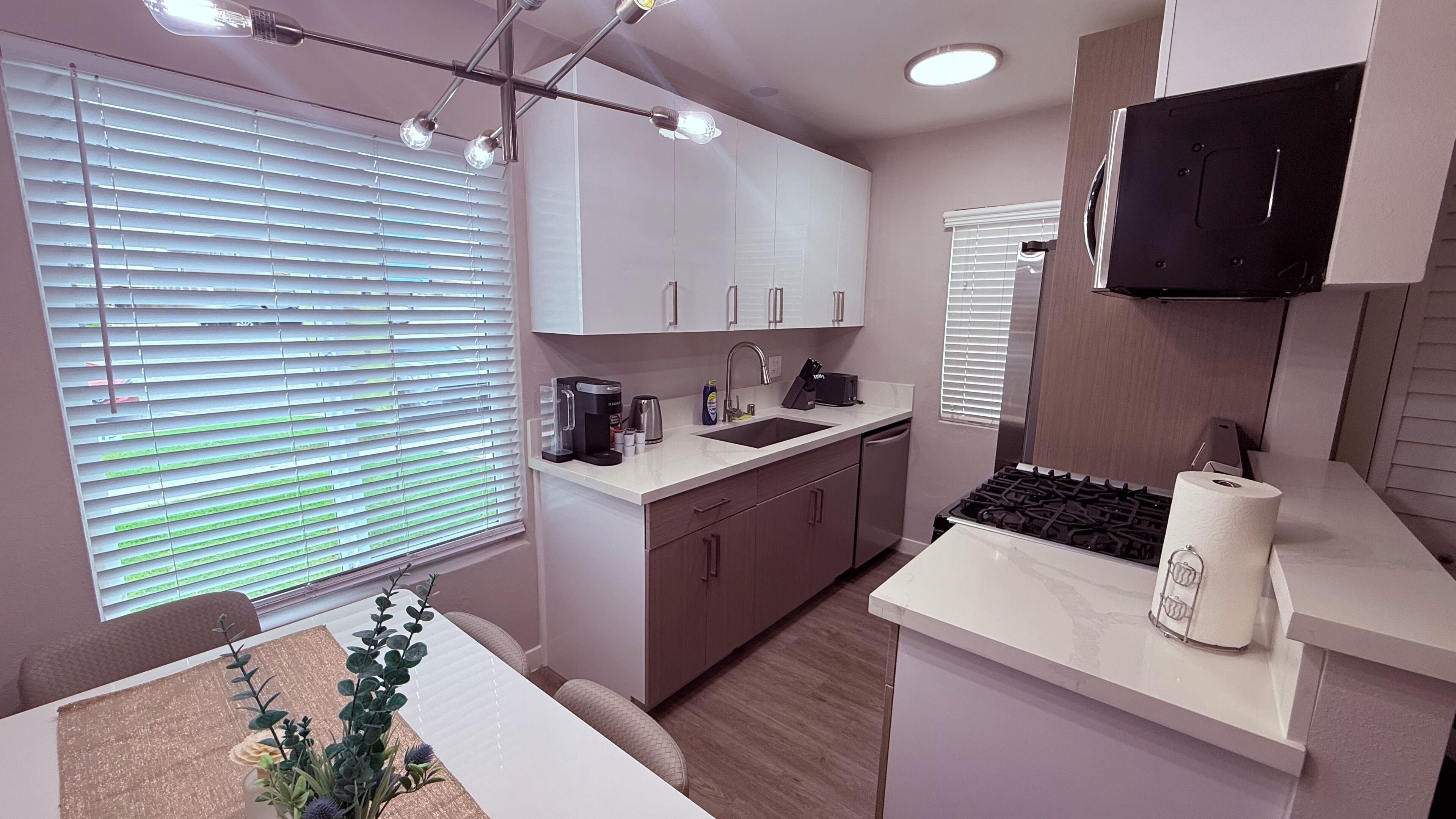 Classic-lejlighed | Privat køkken | Køleskab, mikrobølgeovn, ovn, kogeplade