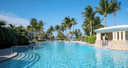 113 Mariners Club - Marina & Ocean View!