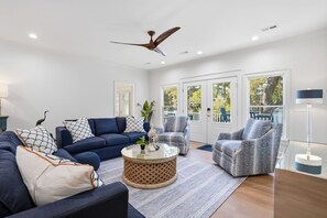 Smart TV, ping pong, books