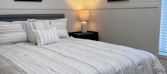 Pet Friendly Cozy 2-bedroom manufactured home with accessible feature's