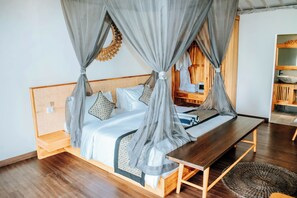 Vil·la superior, 1 dormitori, piscina privada | Escriptori i wifi gratuïta 