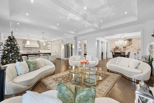 King City Villa • 4 Bedroom Retreat with Spacious Backyard