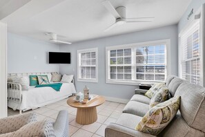 1 chambre, fer et planche Ă repasser, Wi-Fi gratuit, draps fournis