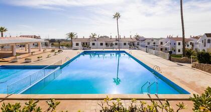 Ground-Floor Apartment in Son Bou with pool