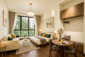 Frette Italian sheets, premium bedding, down comforters - Maison Rooftop Hanoi (Hanoi)