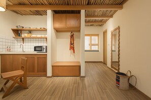 Egyptian cotton sheets, premium bedding, down comforters - UC CityStay Boutique Hanoi (Hoan Kiem)