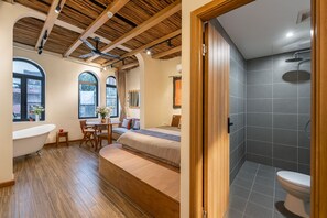 Bathroom - UC CityStay Boutique Hanoi (Hoan Kiem)