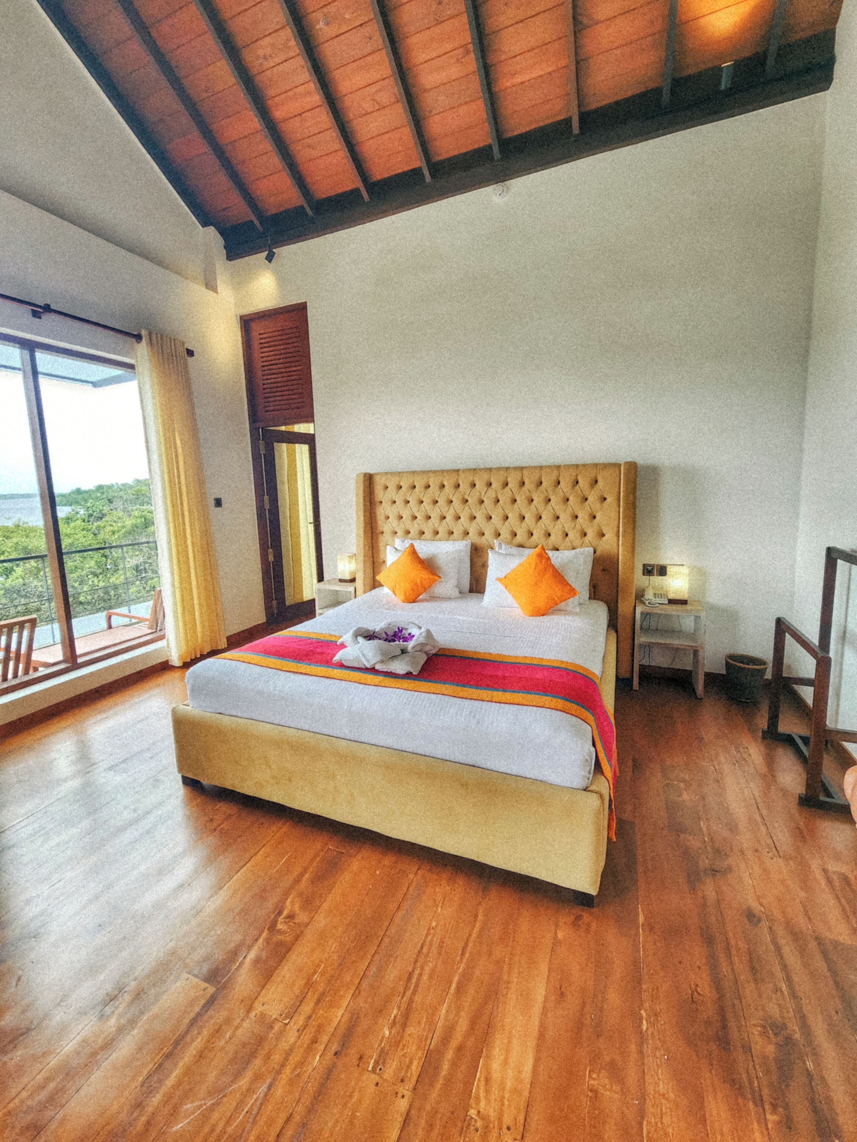 ห้องเพรสซิเดนเชียลสวีท, ระเบียง, วิวทะเลสาบ | ตู้นิรภัยในห้องพัก, ผ้าม่านกันแสง, ห้องเก็บเสียง, เตารีด/โต๊ะรีดผ้า